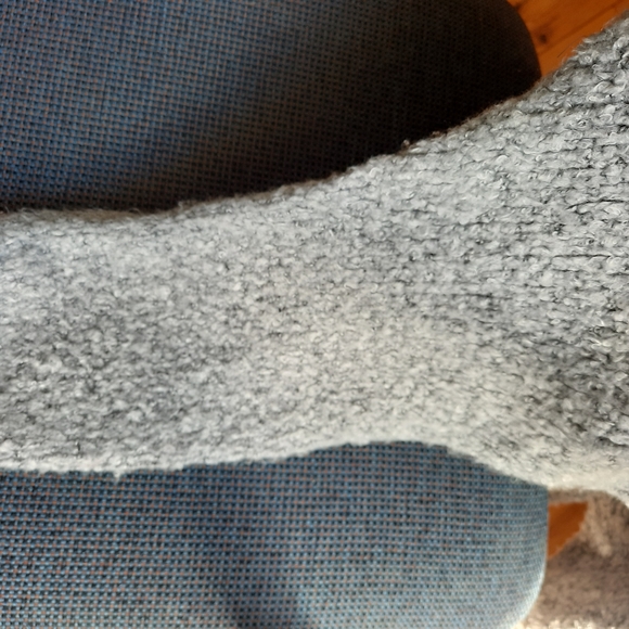 Free People sweater - Picture 9 of 13